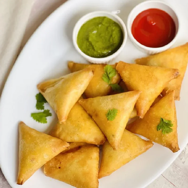 Beef Samoosa (x12)
